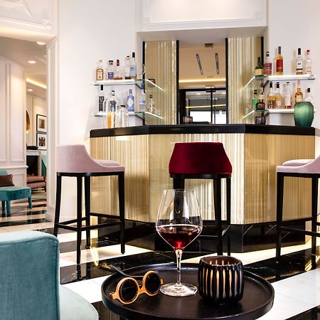 Hotel Bourgogne & Montana Paris Exterior photo