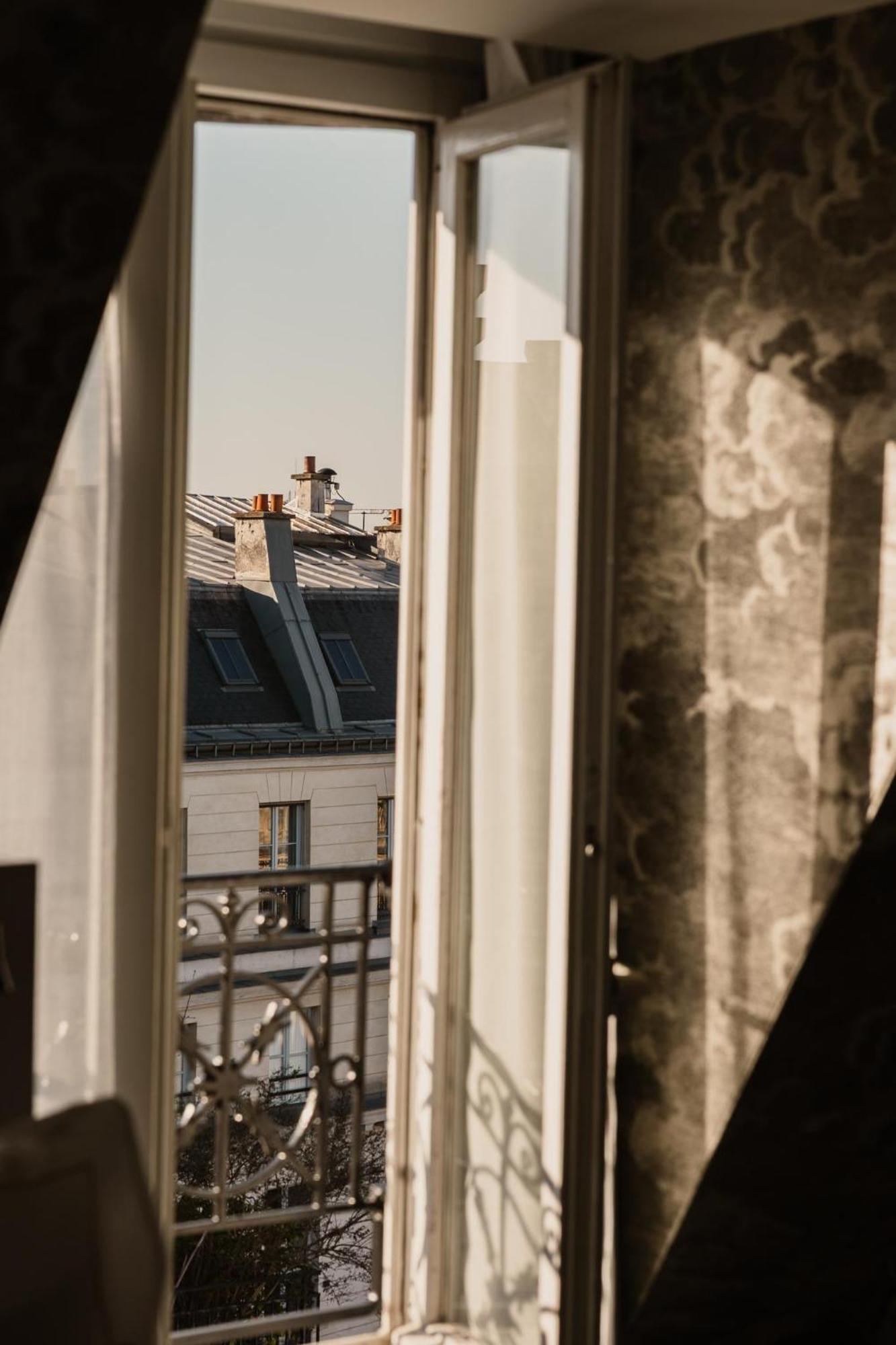 Hotel Bourgogne & Montana Paris Exterior photo